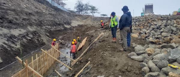 Bekisting Kolam Labuh Mulai Terpasang, Wajah Baru Pelabuhan Jayanti Kian Terlihat