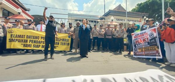 Sebut Tak Elok Plt Minta Hibah, Pemkot Blitar Menunggu KONI Gelar Muskorkotlub