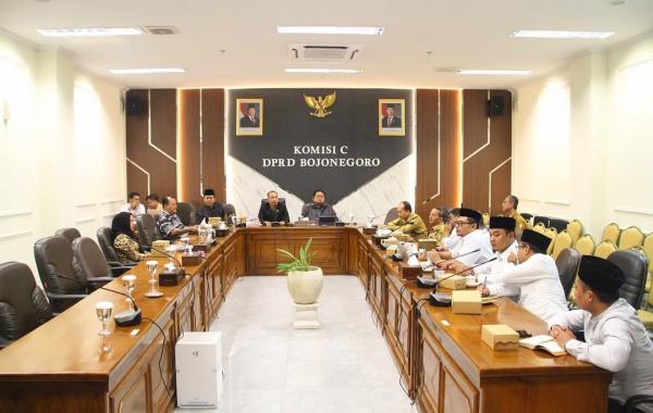 5.610 Anak Tidak Sekolah Jadi Sorotan DPRD Bojonegoro, Penanganan Diminta Lintas OPD