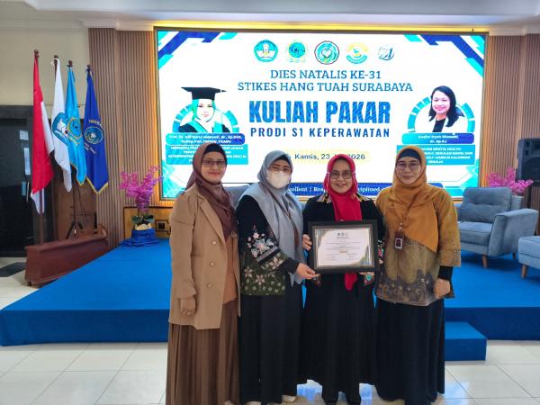 Bukan Cuma Soal Merawat Pasien, Mahasiswa Keperawatan STIKES di Surabaya Dibekali Skill Ini
