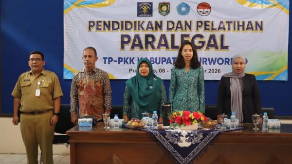 Kuatkan Pemberdayaan Keluarga, TP PKK Kabupaten Purworejo Latih Kader Paralegal