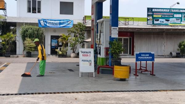 Kejanggalan di SPBU Mojomanis Ngawi: Warga Ditolak Beli Pertalite, Motor Thunder Bebas Mengisi