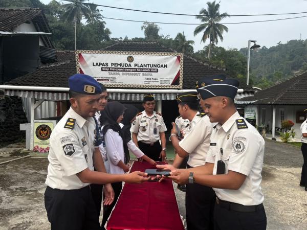 HP Pegawai Lapas Plantungan Kendal Mendadak Disidak, Ini Sasarannya