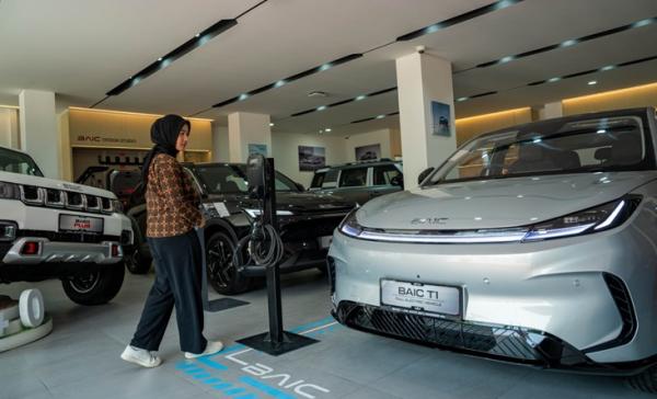 Jawa Barat Wilayah Penting Bagi Pertumbuhan Industri Otomotif di Indonesia