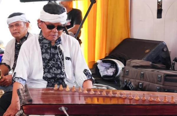Kacapi Jeletot dan Opok Kijing Karawang Ditetapkan sebagai WBTB Nasional