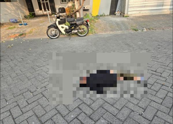 Pria Ditemukan Tewas di Depan Karaoke Buduran Sidoarjo, Motor dan Rokok Berserakan di Lokasi