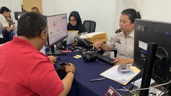 Imigrasi Karawang Tolak 375 Permohonan Paspor, 70 Diantaranya Diduga untuk PMI ILegal