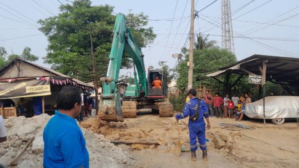 Lumpur Proyek Pipa Pertamina Masuk Rumah Warga Cikarang Bekasi, Belasan Rumah Terdampak
