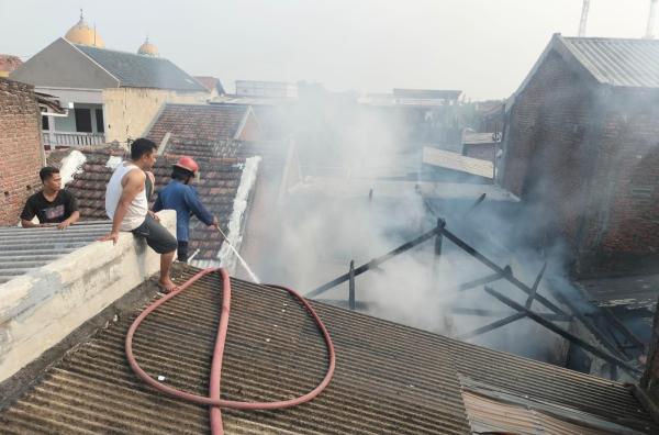 Rumah Warga Keboansikep Gedangan Sidoarjo Terbakar, 85 Meter Persegi Bangunan Dilalap Api