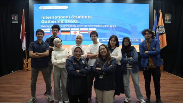Mahasiswa Jepang Belajar Administrasi Publik di FIisip Undip, Penasaran Budaya Indonesia