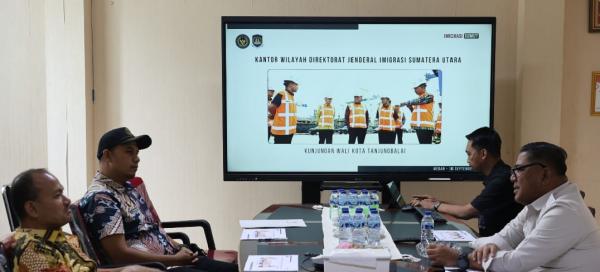 Posisi Strategis Pelabuhan Internasional Tanjungbalai Jadi Sorotan Utama Imigrasi Sumut