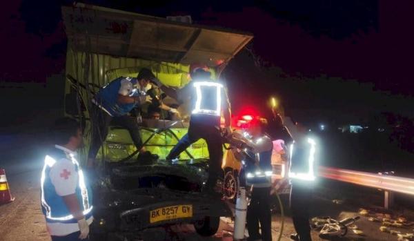 Tiga Penumpang Mobil Boks Tewas dalam Kecelakaan di Tol Medan-Tebing Tinggi