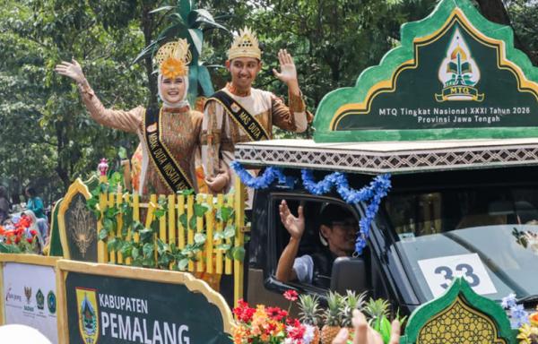 Potret Keragaman Budaya Indonesia dalam Balutan Pawai Taaruf MTQ Nasional 2026 di Semarang