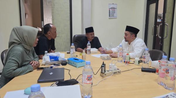 Hari Keempat Pencarian 5 Jurnalis Hilang di Krakatau, PWI Jatim Gelar Doa Bersama