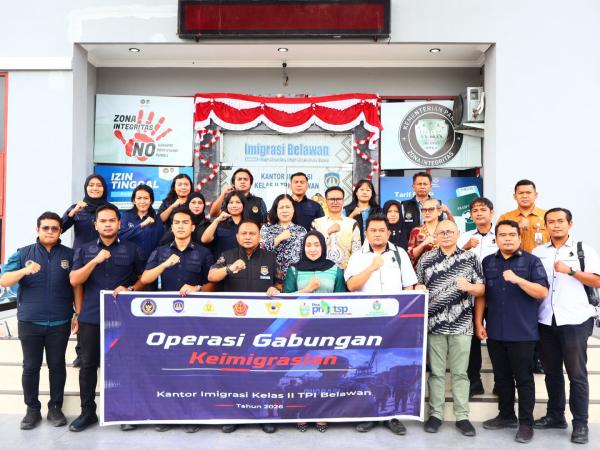 Operasi Gabungan Imigrasi Belawan Temukan 9 WNA China di Deli Serdang, 1 Diduga Salahgunakan Visa