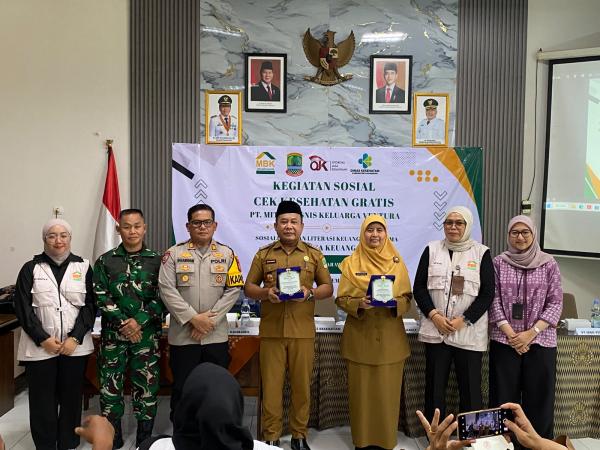 Peduli Kesehatan dan UMKM,Perusahaan Ini Gelar CKG dan Edukasi Keuangan untuk Warga