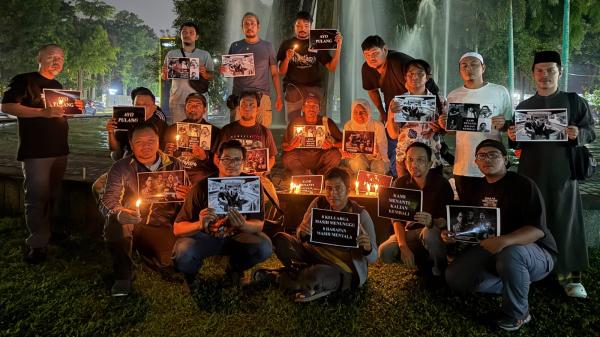 Nyalakan Lilin, Jurnalis Medan Kirim Doa untuk 5 Rekan dan 3 Kru Kapal yang Hilang di Selat Sunda
