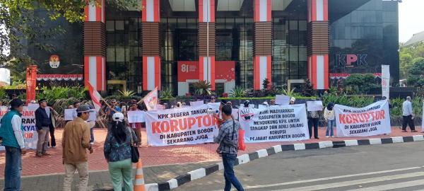 KPK Didesak Segera Panggil Bupati Bogor Rudy Susmanto Terkait Kasus Dugaan Korupsi Upah Pungut