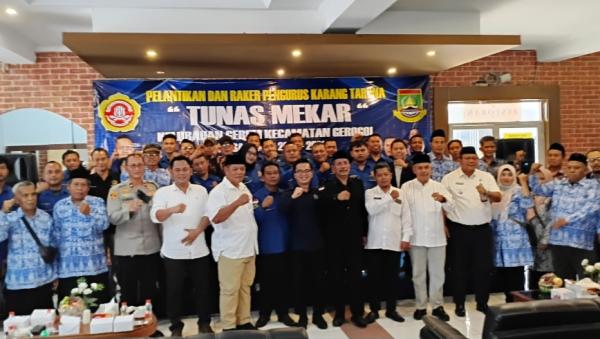 Pelantikan Pengurus Karang Taruna Tunas Mekar, Aflahul Azis: Karang Taruna Itu Hanya Satu