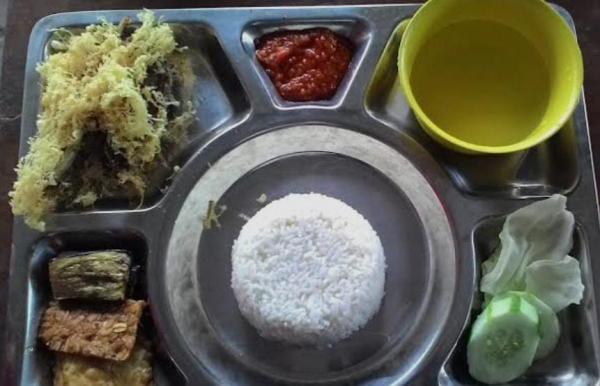 Menu MBG SPPG Sumberwaras 2 Kabupaten Lebak Disorot, Wali Murid Sebut Sejumlah Siswa Mengeluh Gatal