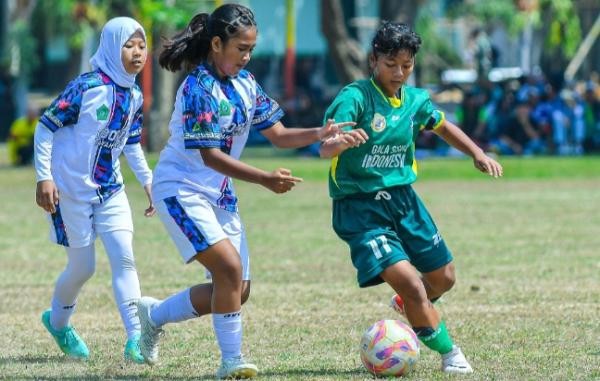 Tim Putra-Putri Surabaya Juara GSI Jawa Timur, 14 Pemain Dibidik Masuk Skuad Nasional