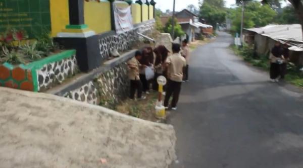 Kenalkan Kepedulian Lingkungan Sejak Dini, SDN 3 Plososari Punya Gerakan Sahara-Beli