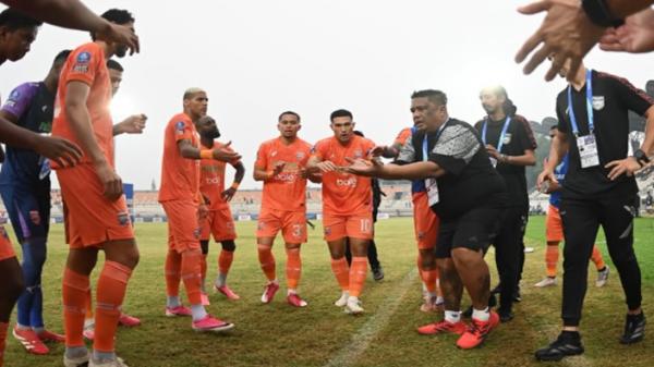 Borneo FC Dipermalukan Dewa United 1-3 di Stadion Segiri, Denilson Cetak Brace di Injury Time