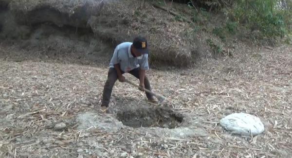 Ironis! Rela Tidak Bekerja, Warga Grobogan Gali Sungai 1 Km Tak Kunjung Temukan Air