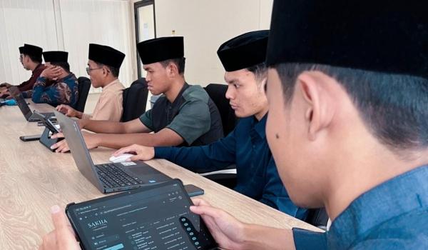 Orang Tua Kini Bisa Pantau Progres Belajar hingga Kesehatan Santri Lewat HP