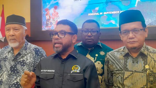 Pansus Desak Paradigma Papua Diubah: Dari Konflik ke Agenda Perdamaian