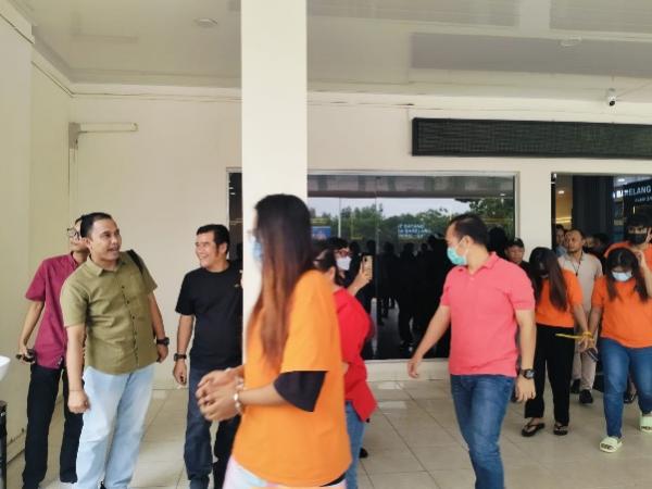 Sembunyikan Vape Narkotika di Selangkangan, WN Singapura Ditangkap di Batam