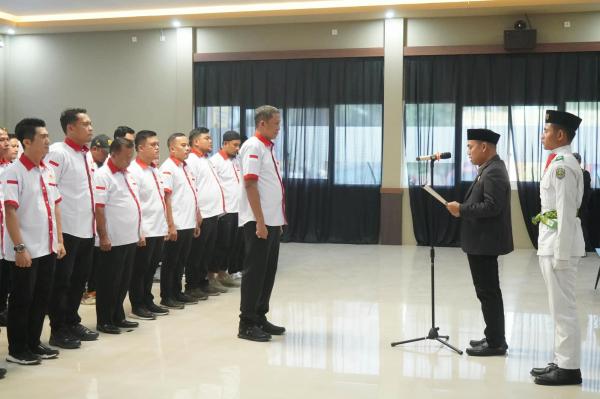 Ketua Umum KONI Sulbar Kukuhkan Kepengurusan KONI Mamuju Tengah Periode 2026–2030