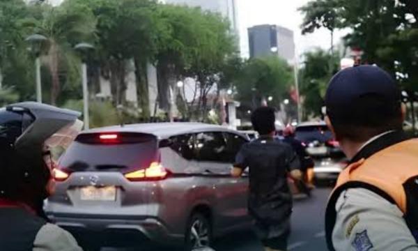 Bikin Jalan Makin Padat, Rekayasa Lalu Lintas Embong Sawo-Gayam Surabaya Akhirnya Dihentikan