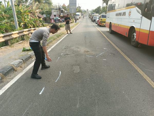 Kecelakaan Maut di Jalur Arteri Jombang, Pemotor Tewas Ditabrak Truk Misterius