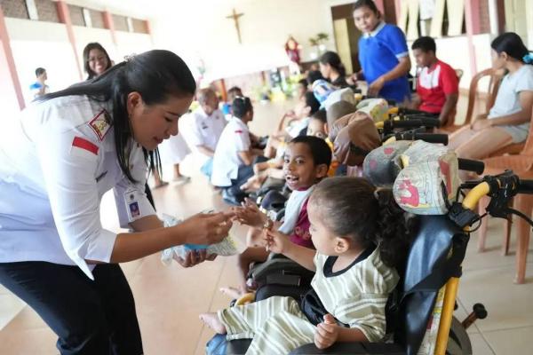 Berbagi Kasih PLBN Motaain Bagikan Sembako untuk Anak - Anak Panti Asuhan