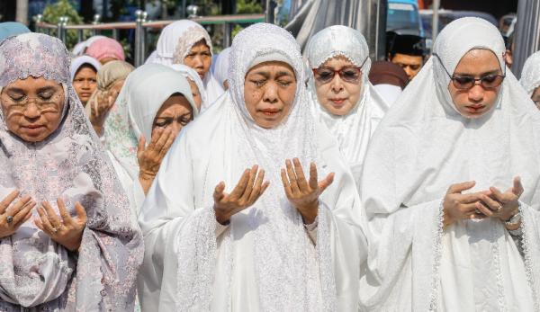 Kekeringan Jatim Belum Teratasi, Khofifah Gelar Salat Istisqa