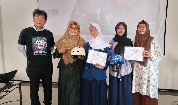 Pelajar Bogor Diajak Rancang Helm Berbasis AI, Dorong Kesadaran Keselamatan Berkendara