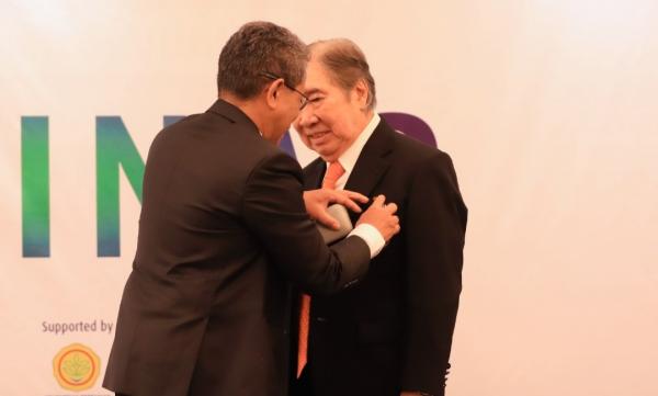Pendiri TSI Raih Golden Medal INOVETION Award 2026, Dedikasi Puluhan Tahun untuk Konservasi Satwa