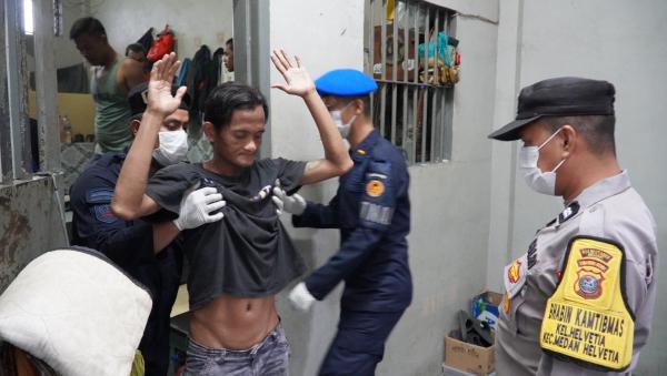 Brimob hingga TNI Sisir Rutan I Medan, Ini yang Ditemukan Petugas