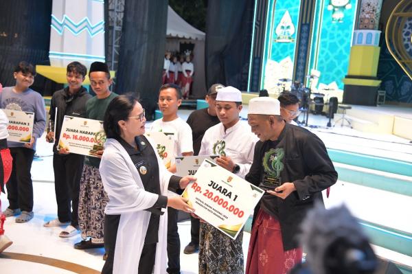 DM Group Kediri Raih Juara Pertama Festival Rebana Nasional di Semarang