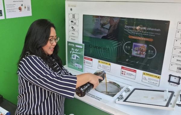Hotel di Surabaya Manfaatkan Minyak Jelantah Jadi Uang