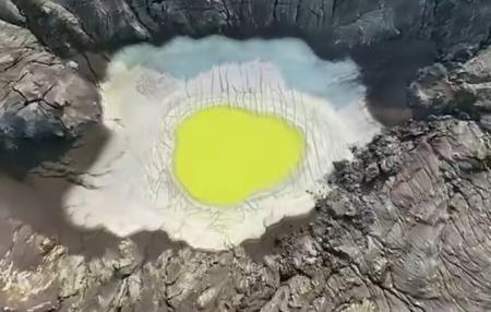 Gunung Anak Krakatau Munculkan Fenomena Kawah Telur Ceplok, Pakar Beri Penjelasan Begini