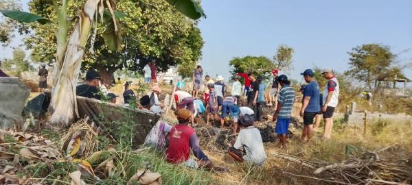 7 Jenazah Warga Dusun Kudu Lamongan, Dimakamkan Sementara karena Makam Terendam Banjir
