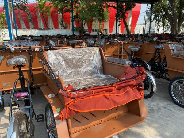 Kabar Gembira, Penarik Becak Lansia di Karawang Bakal Dapat Bantuan 220 Becak Listrik