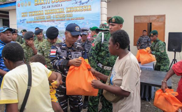 TNI Gelar Bakti Sosial HUT Ke-81 di Nawarippi, Tegaskan Pengabdian Bersama Rakyat