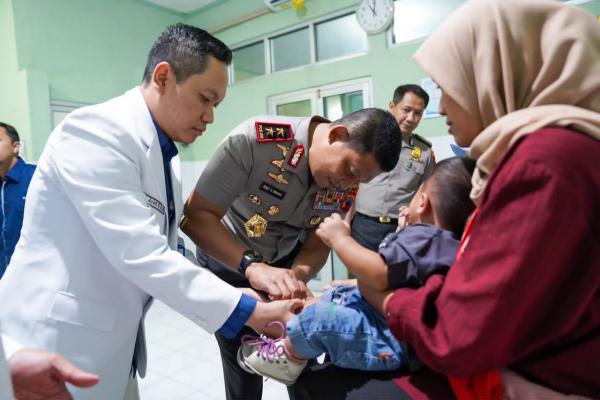 Temui Bayi Penderita CTEV di Karanganyar, Orang Tua Dikuatkan Jalani Terapi