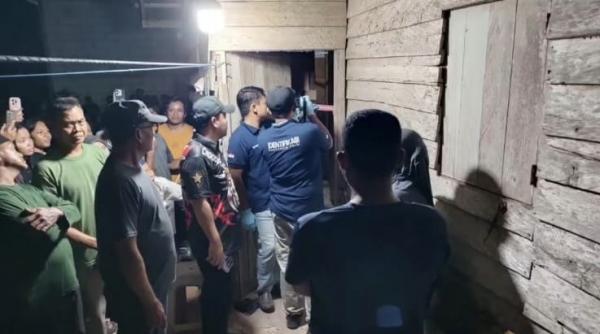 Misteri Bau Busuk di Rumah Kosong Tenggarong Seberang, Jasad Bayi Ditemukan dalam Tas