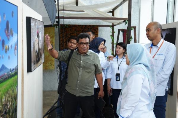 Fotografi Jadi Cara Merawat Budaya, Puluhan Karya Nusantara Dipamerkan di Surabaya
