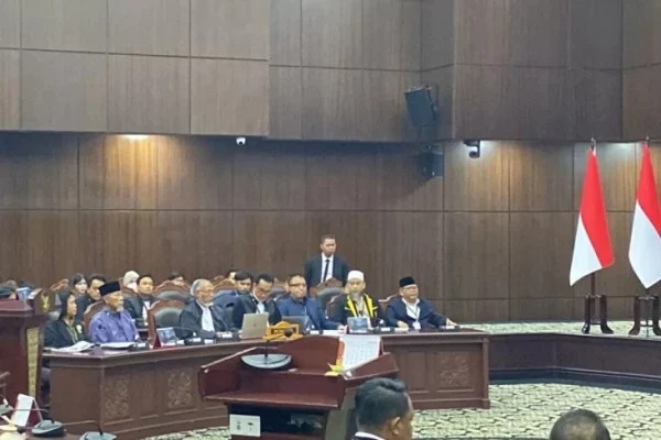 Siapa Saja Para Pemohon PHPU Pilpres 2024 tentang Syarat Pendidikan Gibran? Ini Daftar Lengkapnya