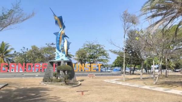 Plang Larangan Merokok di Pantai Pangandaran Mendadak Raib, Warga Sebut Dicabut Pagi Tadi